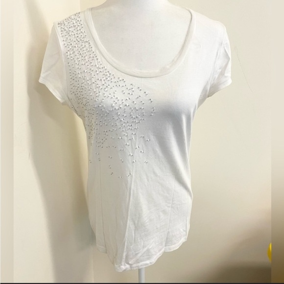 Ann Taylor White Tee Shirt with bling - Picture 1 of 5